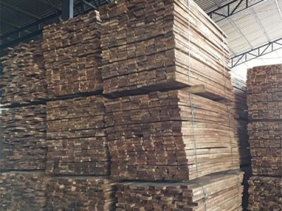 Pallet gỗ - Công Ty TNHH Đầu Tư Thương Mại  Xây Dựng Tiến Phát